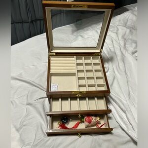 Natural stained wood Lockable Jewelry Box w/transparent top + 2 drawers